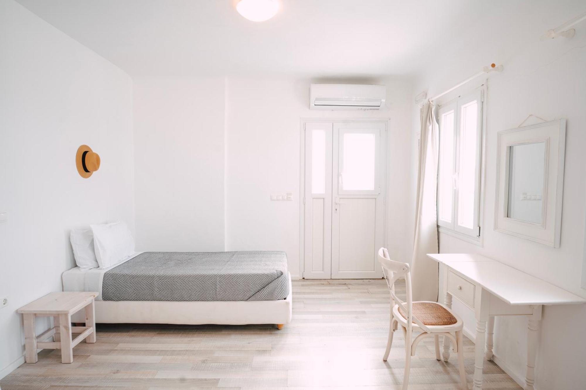 With-Inn Mykonos Suites Tourlos Extérieur photo