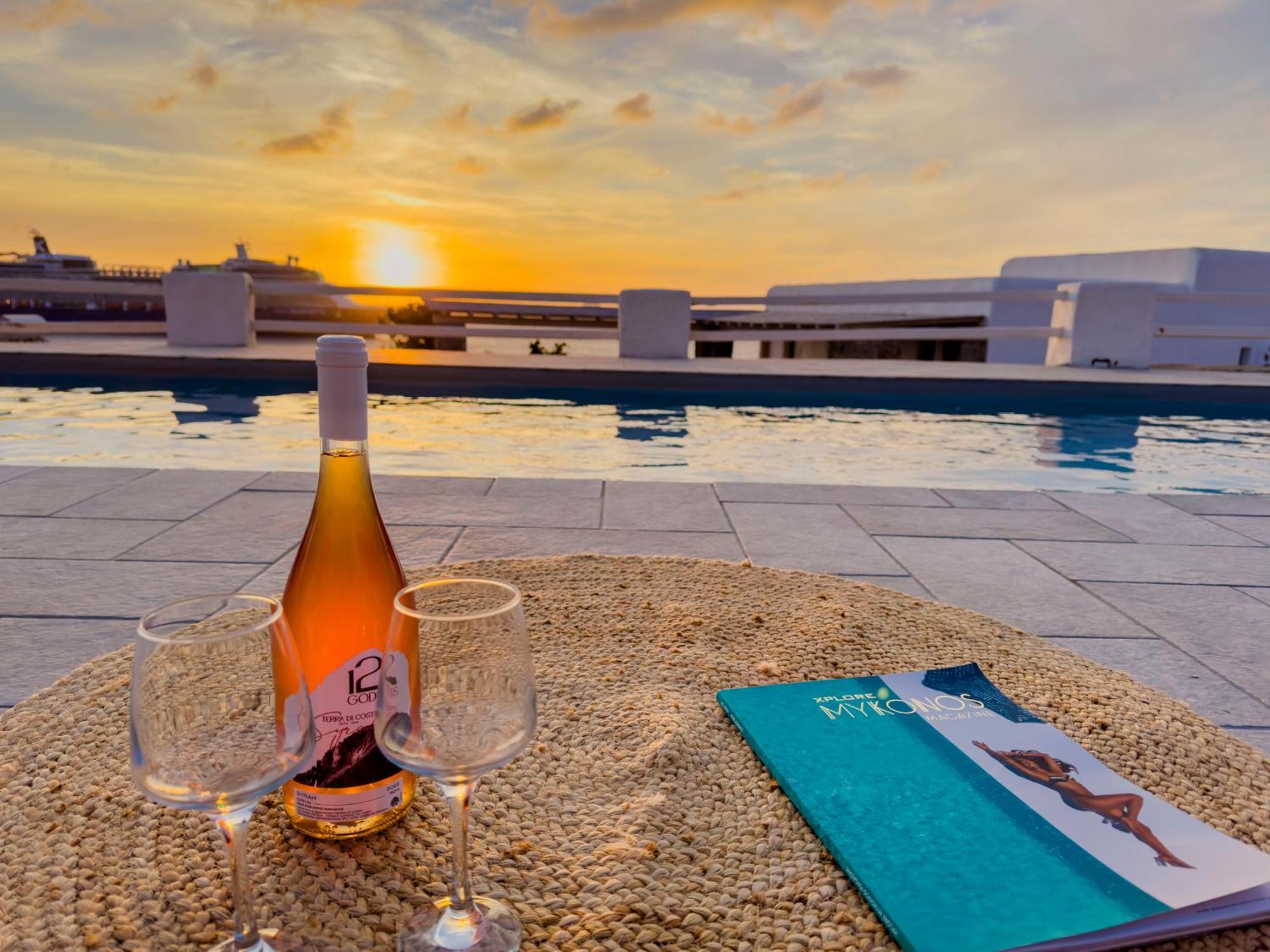 With-Inn Mykonos Suites Tourlos Extérieur photo