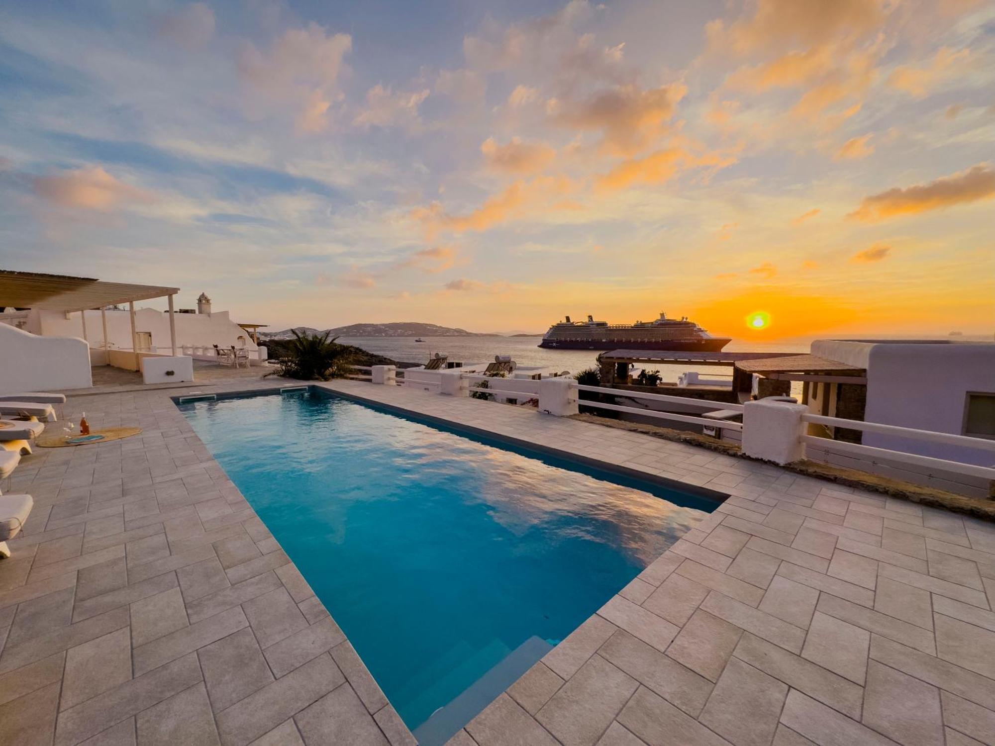 With-Inn Mykonos Suites Tourlos Extérieur photo