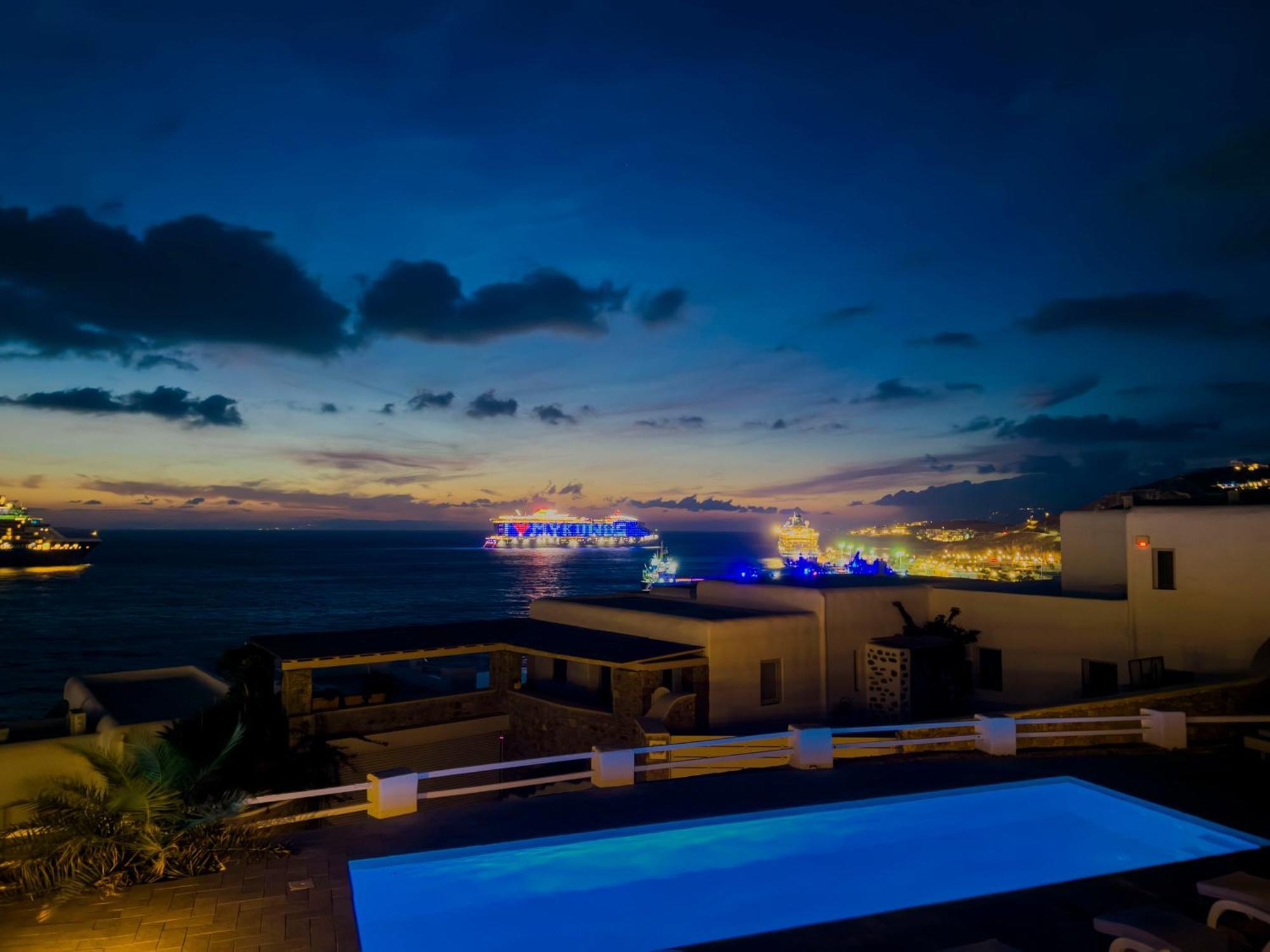 With-Inn Mykonos Suites Tourlos Extérieur photo